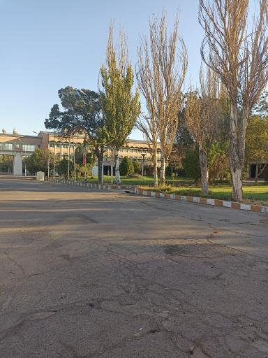 شرکت لیفتراک سازی سهند(سهامی عام)