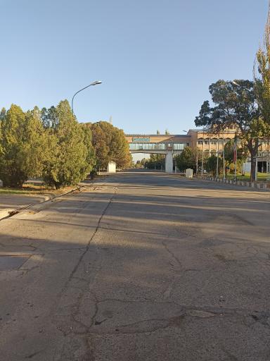 شرکت لیفتراک سازی سهند(سهامی عام)