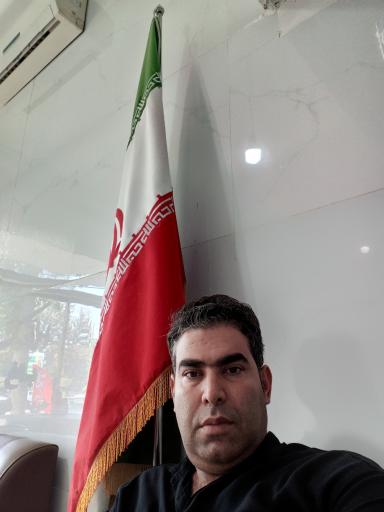 عکس مشاورین املاک داودی