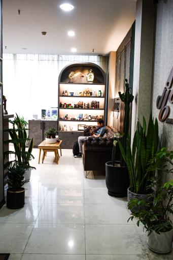 عکس آرایشگاه مردانه الیاس حافظی