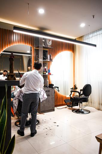 عکس آرایشگاه مردانه الیاس حافظی