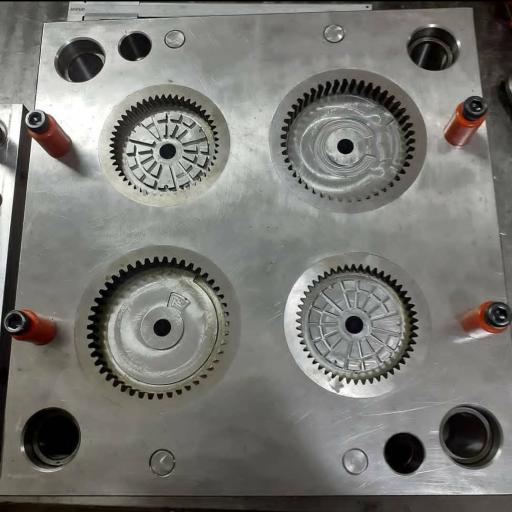 عکس قالبسازی تهران مولدینگ