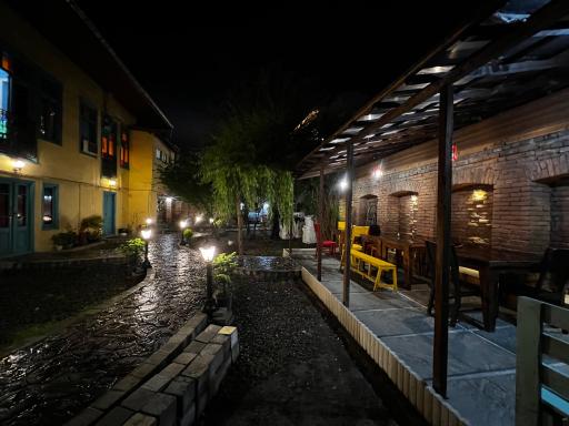 عکس خانه بازی رشت