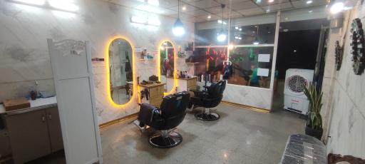 عکس آرایشگاه مردانه ژورنال