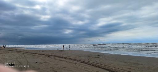 عکس ساحل مجموعه تفریحی فرح آباد