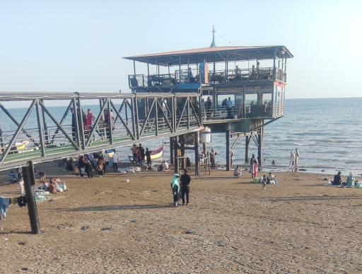 عکس ساحل مجموعه تفریحی فرح آباد