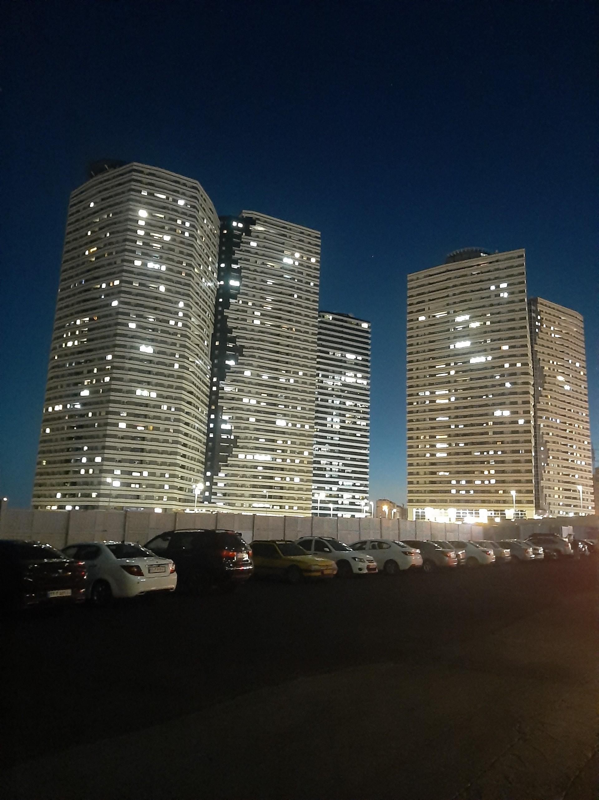 عکس پهنه B شهرک مسکونی چیتگر