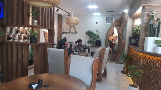 عکس کافی شاپ مانا