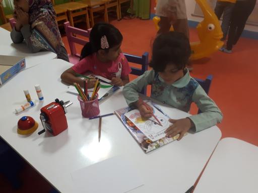 عکس کتابخانه تخصصی کودک یار مهربان