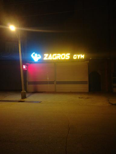 عکس باشگاه بدنسازی زاگرس