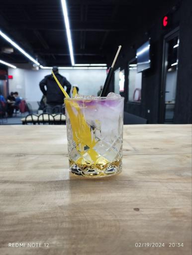 عکس کافه رستوران حکم