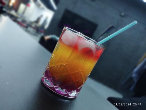 عکس کافه رستوران حکم