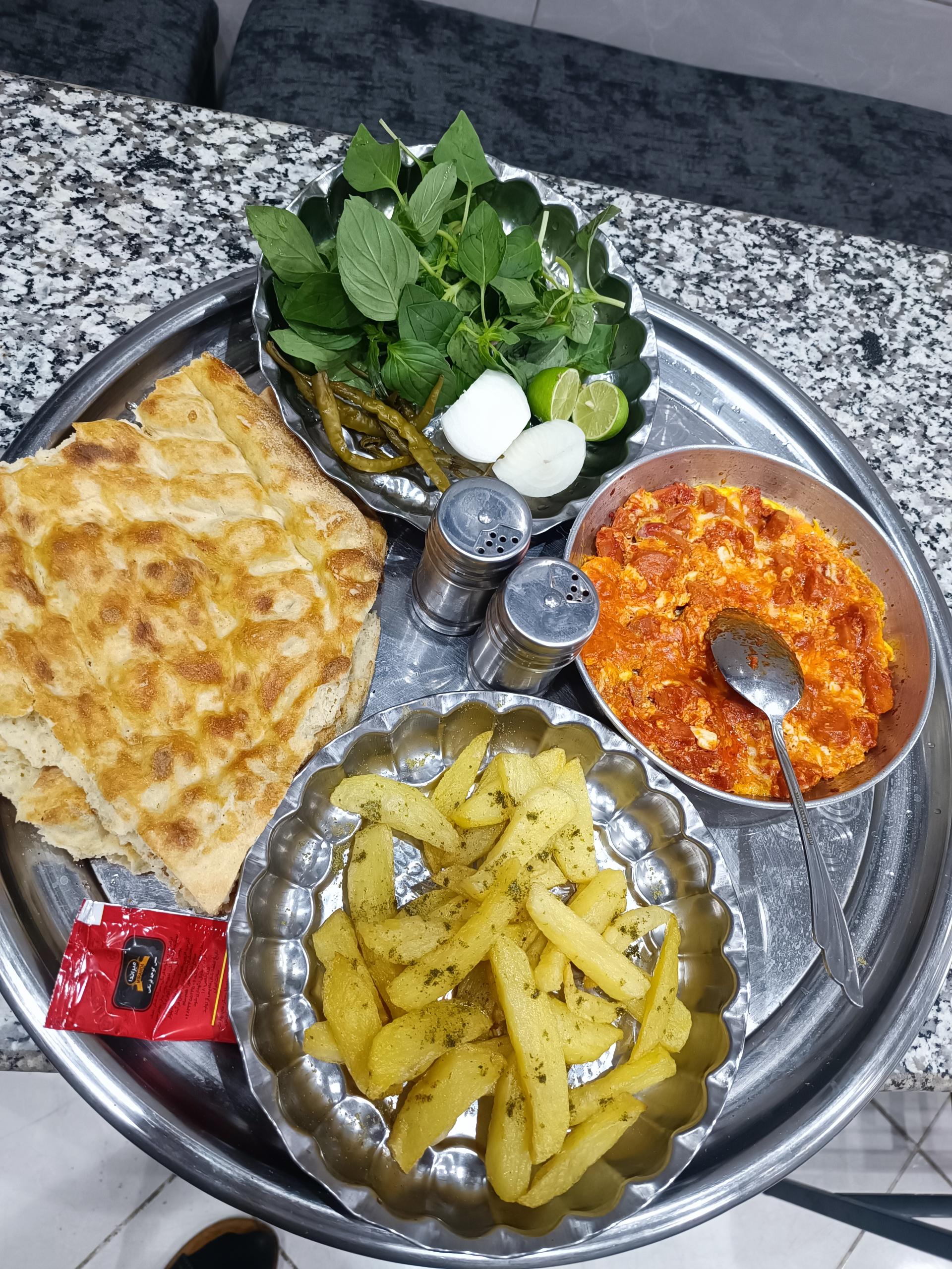 عکس چایخانه و قهوه خانه سنتی ایرانی