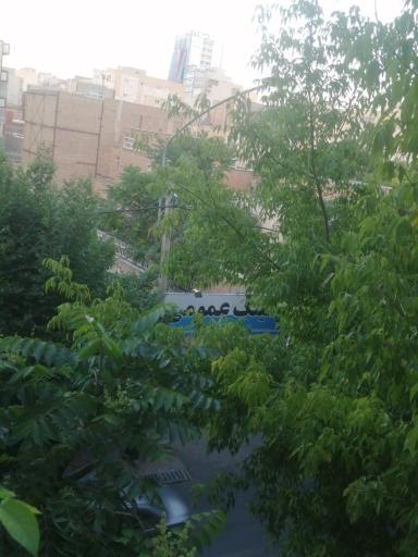 عکس پارکینگ عمومی پزشکان
