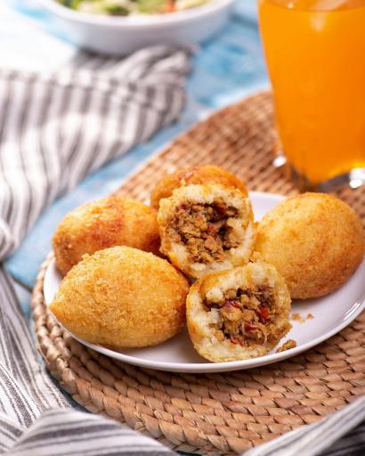 عکس حلویات و رستوران نسیم لبنان