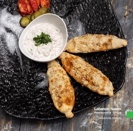 عکس حلویات و رستوران نسیم لبنان