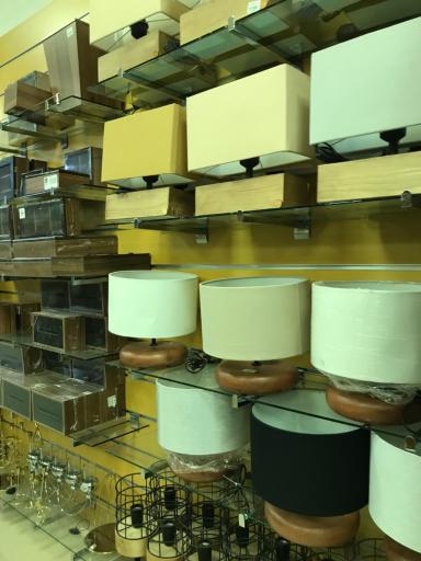 عکس فروشگاه خانه و کاشانه 