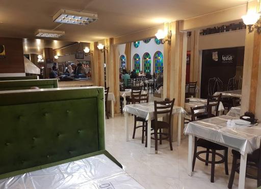 عکس حلویات و رستوران نسیم لبنان