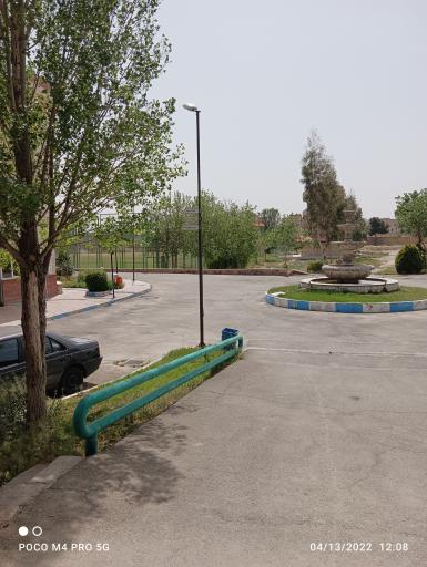 عکس استخر صدف کارگران