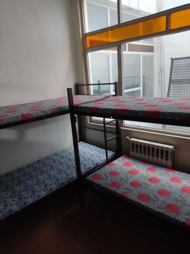 عکس خوابگاه پسرانه اهورا مزدا 