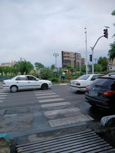 عکس میدان معلم