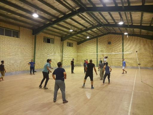 عکس سالن ورزشی خورزان