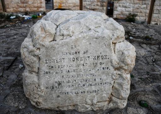 عکس قبرستان انگلیسی ها