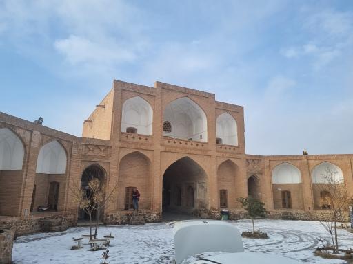 عکس کاروانسرای شاه عباسی امین آباد