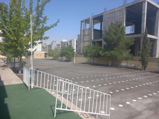 عکس دبستان دخترانه طالقانی