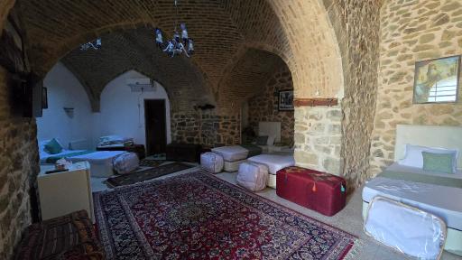 عکس کاروانسرای شاه عباسی امین آباد