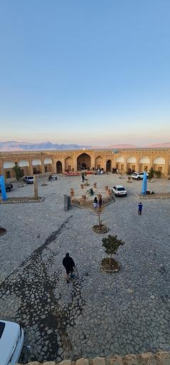 عکس کاروانسرای شاه عباسی امین آباد