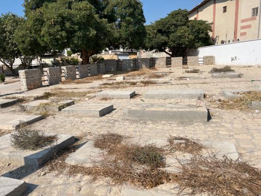 عکس قبرستان انگلیسی ها