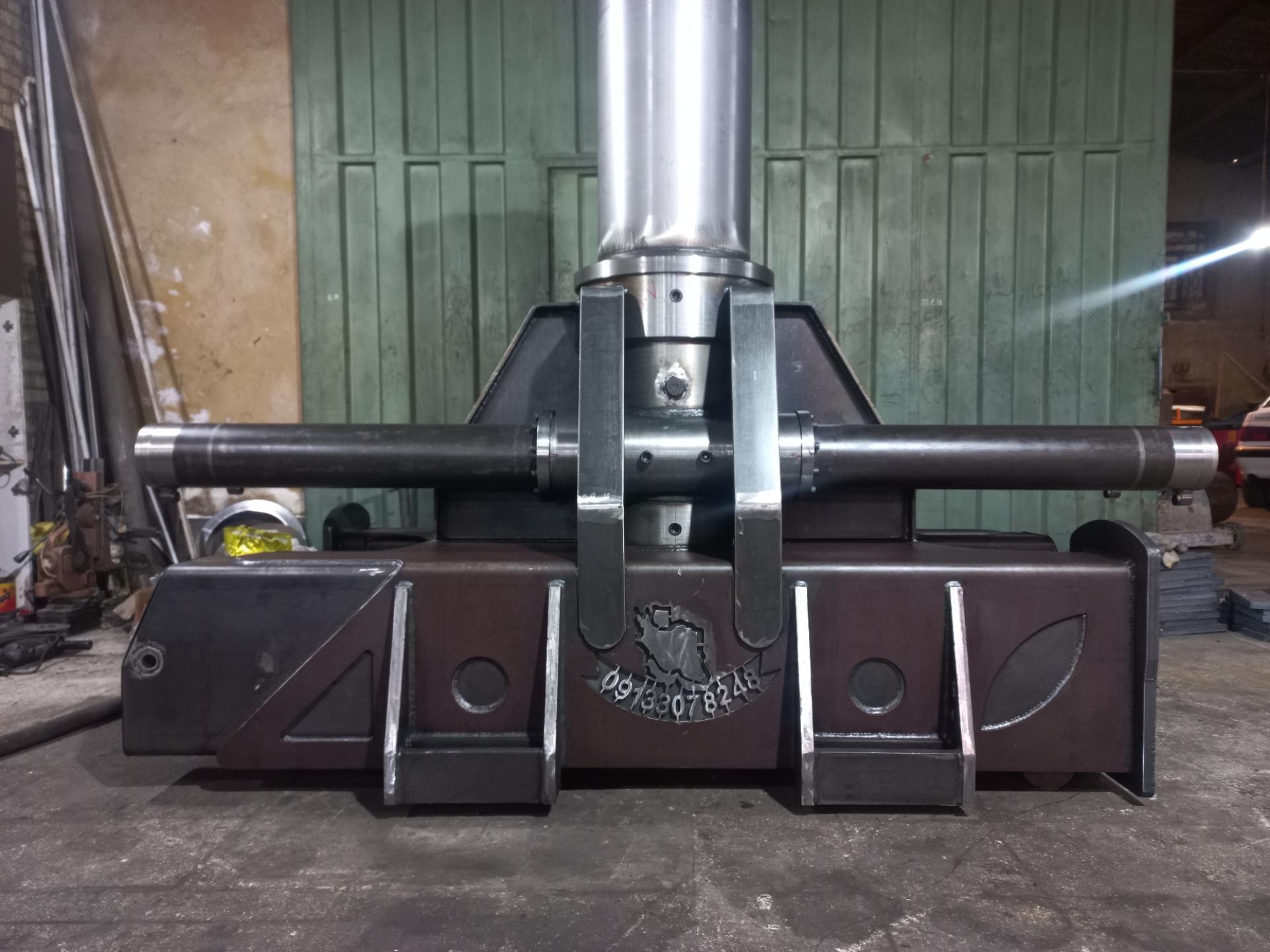 عکس تراشکاری سپاهان صنعت 