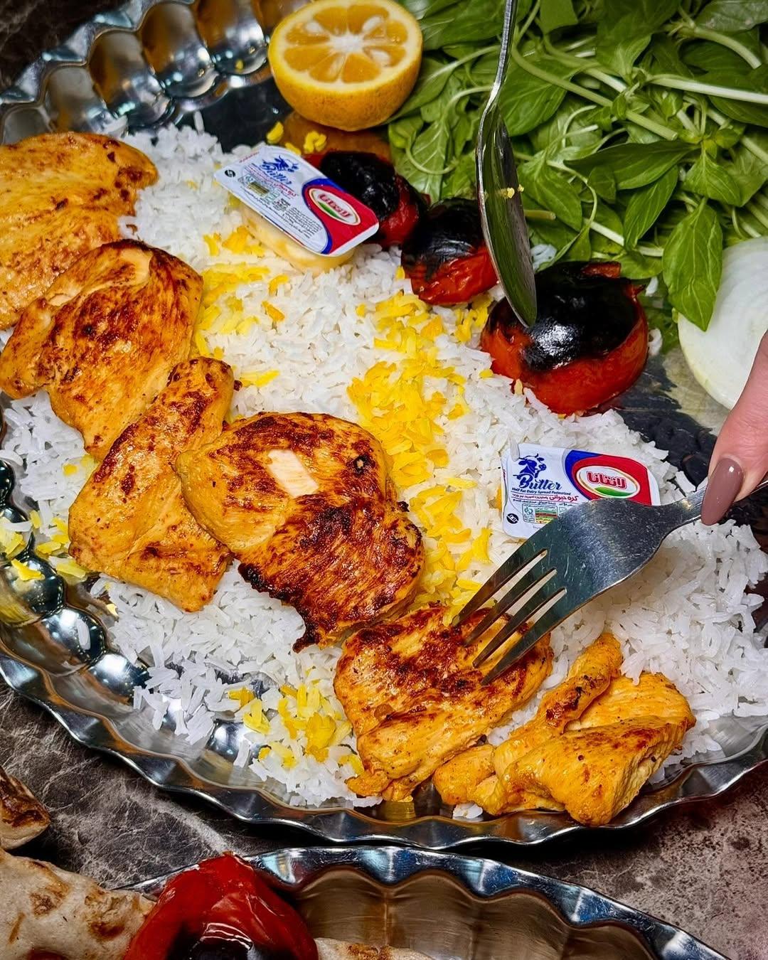 عکس آشپزخانه پارسیان 