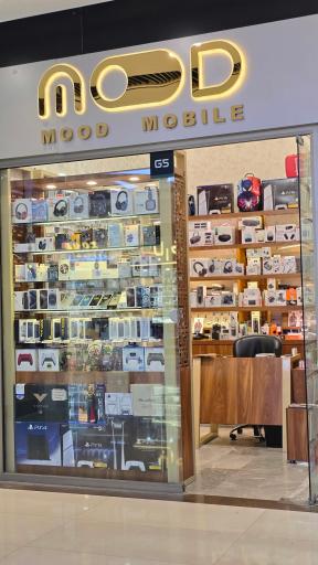 عکس فروشگاه موبایل و اکسسوری موود