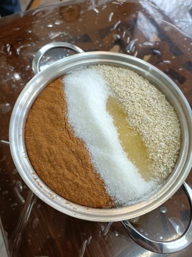 عکس آش و حلیم سرای غزال