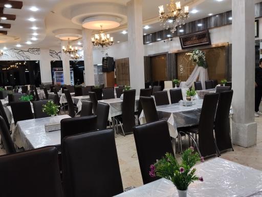 عکس رستوران حاج حسن