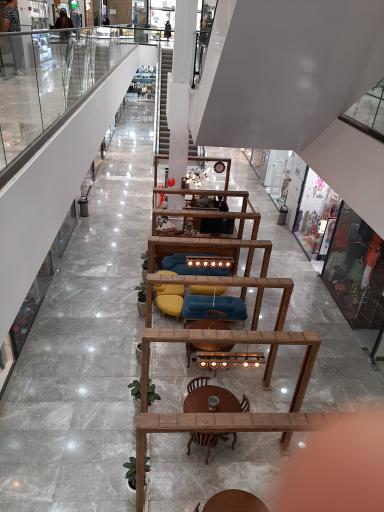 عکس مجتمع تجاری دبیراعظم مال