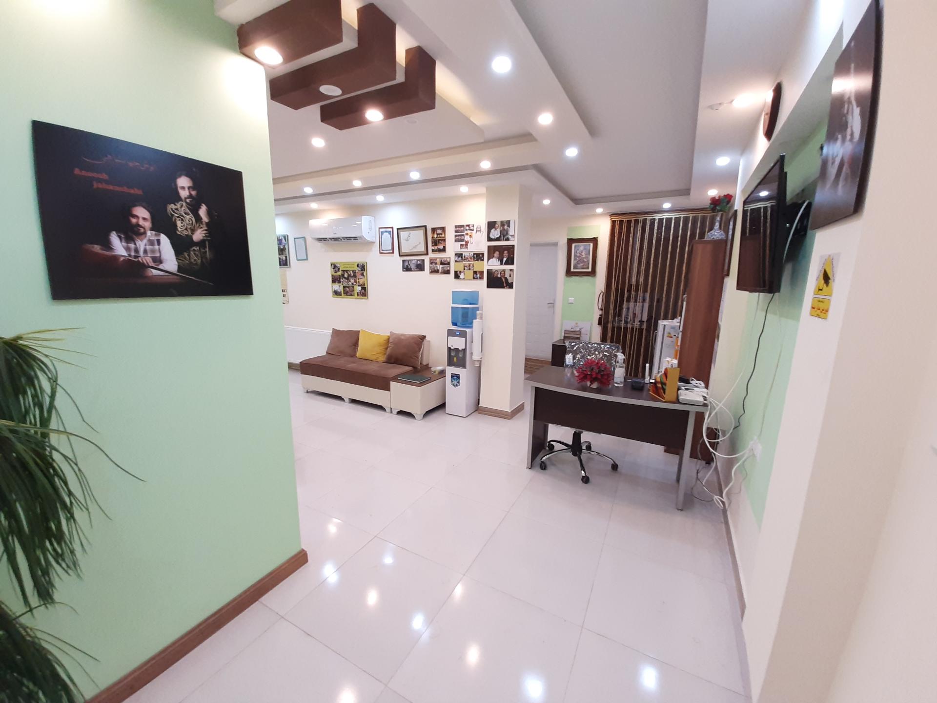 عکس آموزشگاه موسیقی انوش جهانشاهی