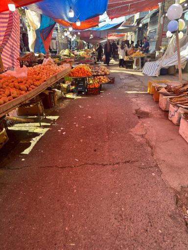 عکس بازار هفتگی خشکبیجار
