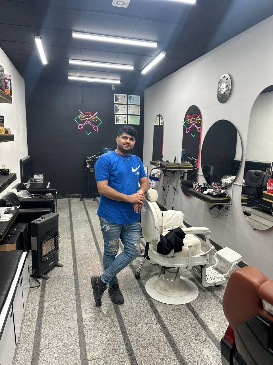 عکس پیرایش پوریا