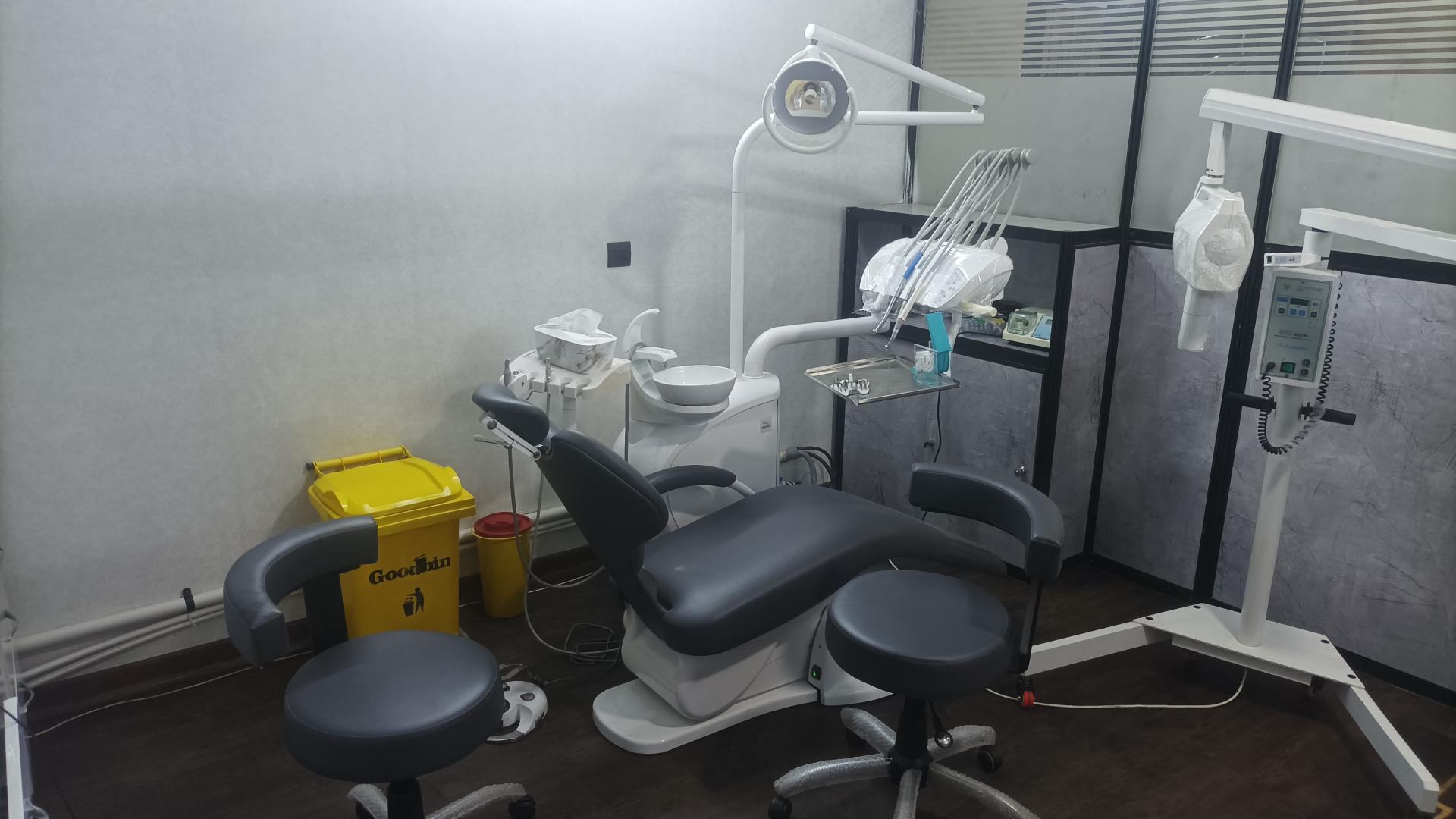 عکس دندانپزشکی میلان 