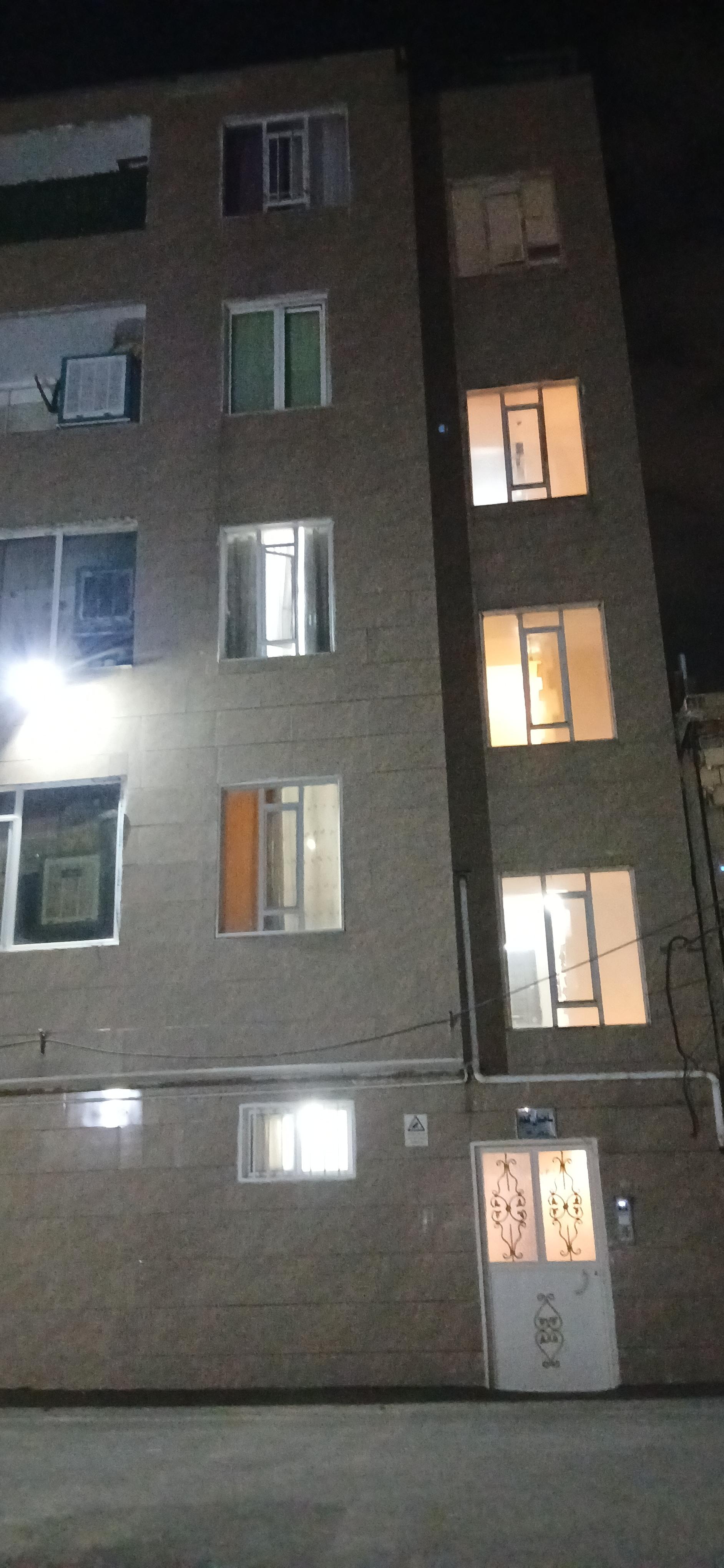 عکس ساختمان مسکونی گندم