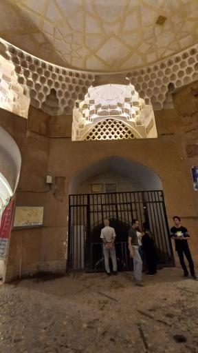 عکس بازار چارسوق شاهی