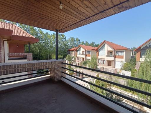 عکس مشاور املاک کوروش 