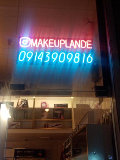 عکس لوازم آرایشی میکاپ لند