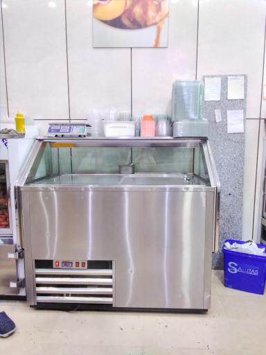 عکس کافه بستنی ونیز