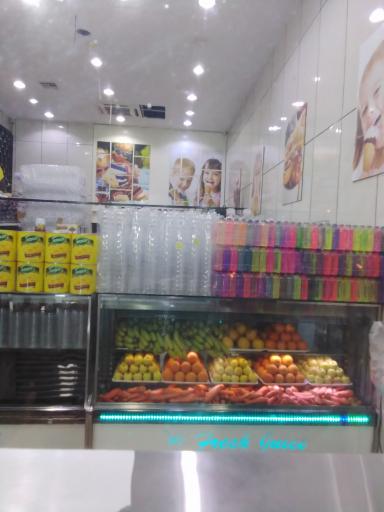 عکس کافه بستنی ونیز