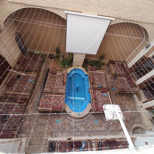 عکس رستوران عمارت عقیق