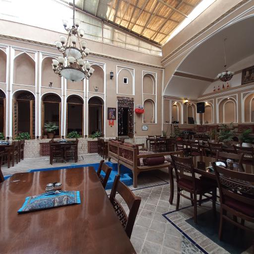 عکس رستوران عمارت عقیق